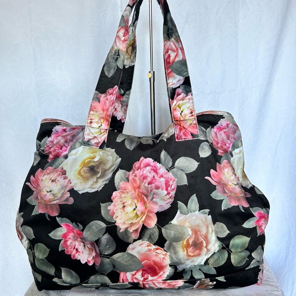 TABITHA WEBB Elegant colorful Floral Black velvet like material large Tote Bag